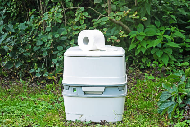 Portable Toilet Options We Offer in Enigma, GA